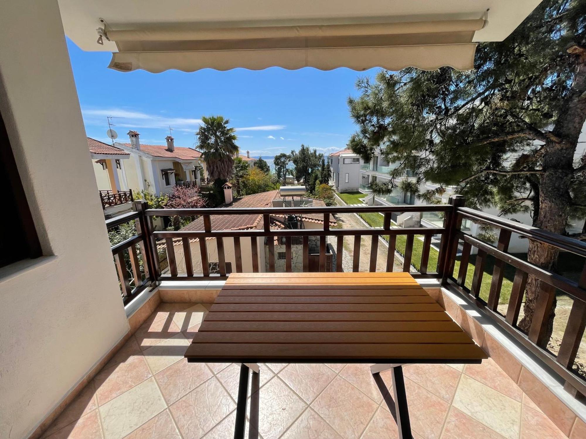 Galazia Akti Seaside Apartments Nikiti  Exterior photo