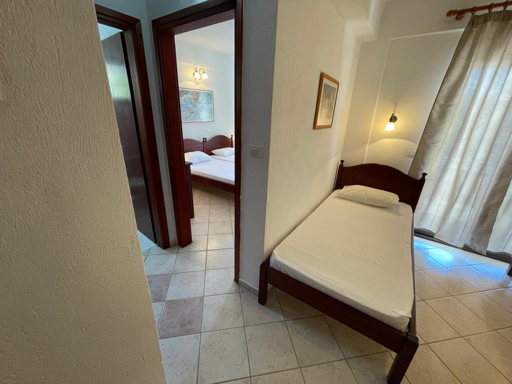 Galazia Akti Seaside Apartments Nikiti  Room photo